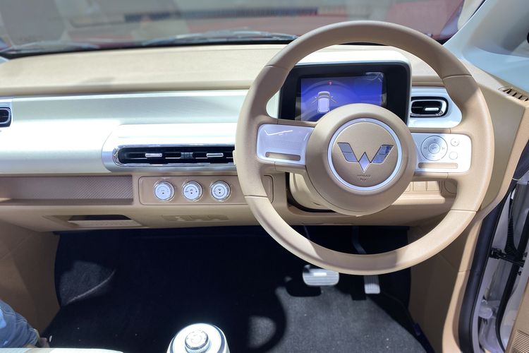 Wuling Air EV Interior