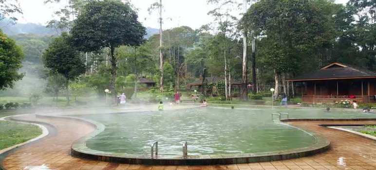 5 kelebihan pemandian air panas cimanggu